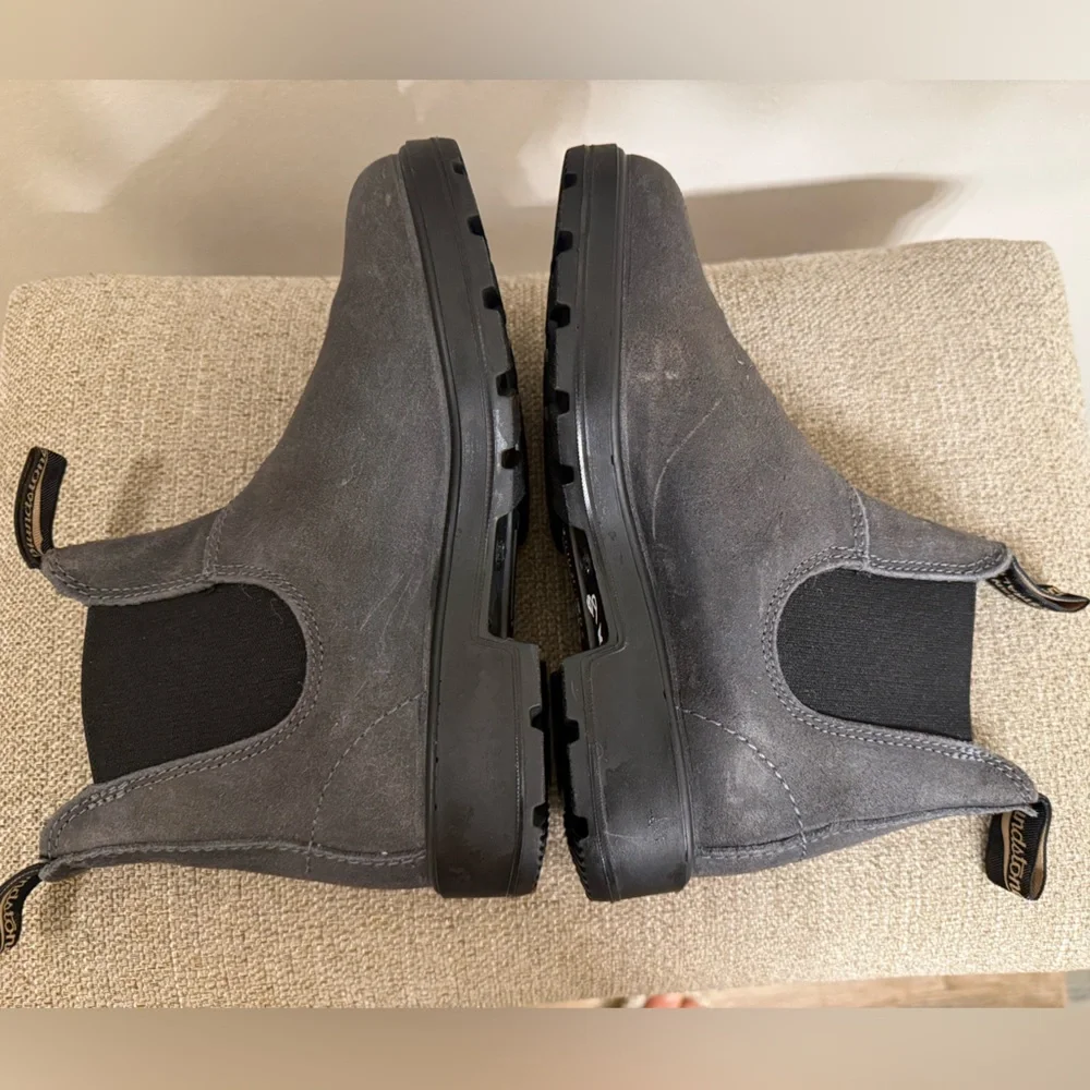Blundstone Chelsea Boots In Grey Wax Leather - Picture 11 of 15